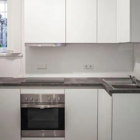 Modernes In Guter Lage Appartement BRE
