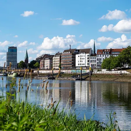 Modernes In Guter Lage Lejlighed