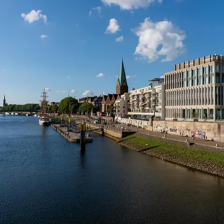 Modernes In Guter Lage Lejlighed