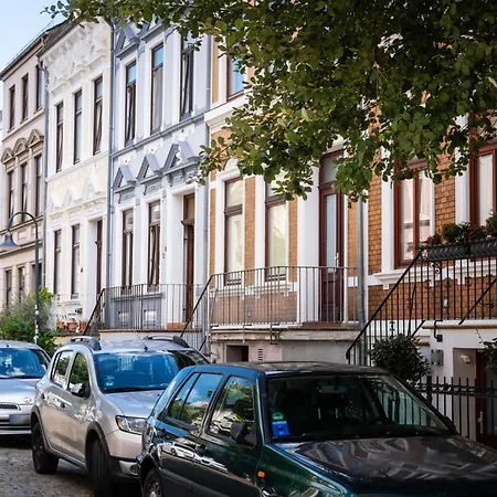 Modernes In Guter Lage Apartment *